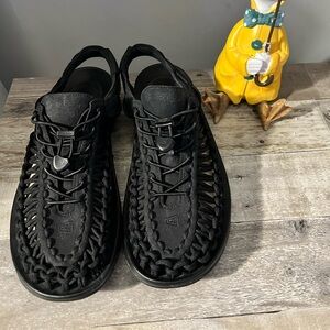 Keen Men's Black Woven Sandals